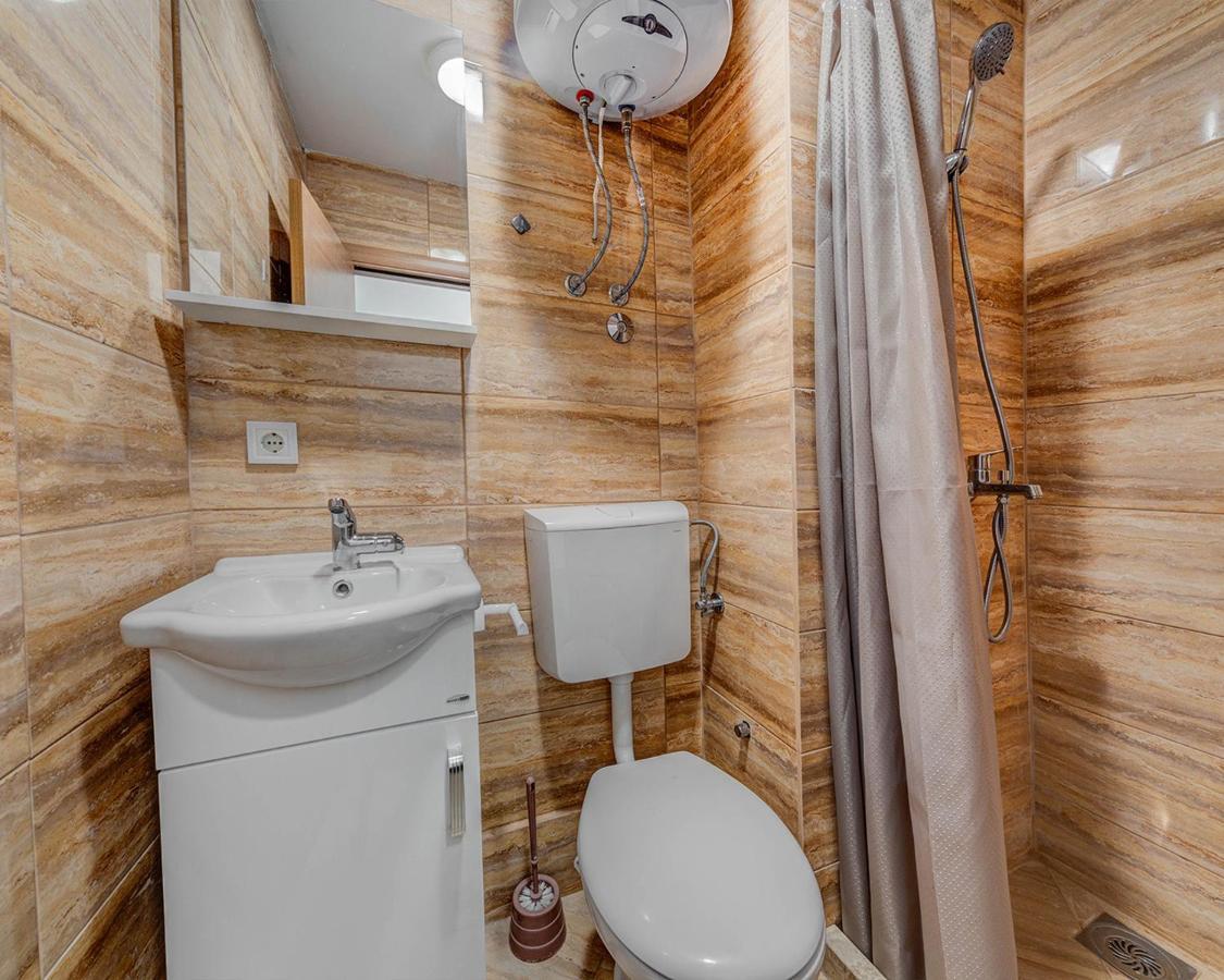 Dom B Apartments Budva Eksteriør billede
